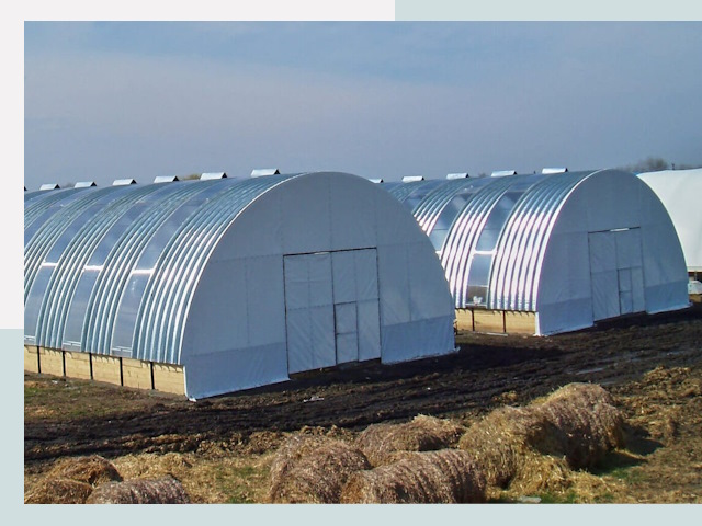 Сельскохозяйственные здания в Людинове