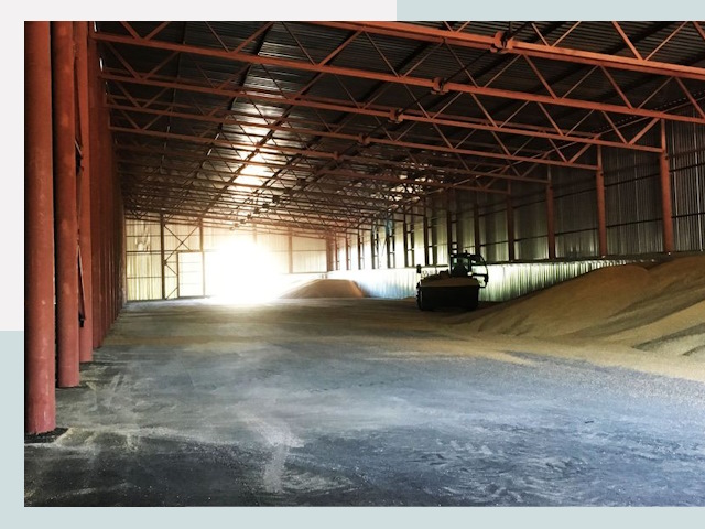 Строительство зернохранилищ в Людинове