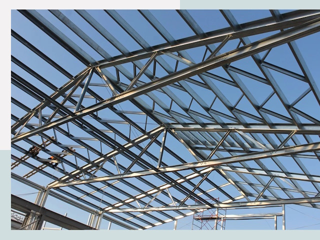 Строительство фермы в Людинове