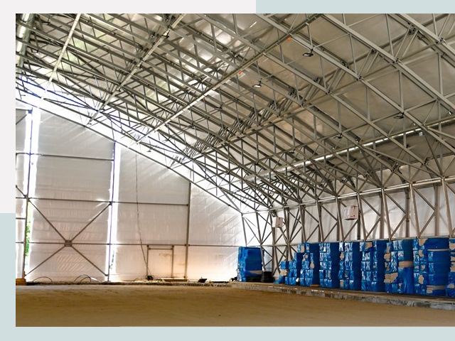 Строительство крытых катков в Людинове