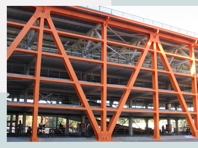 Многоуровневые паркинги в Людиново от 611 руб.