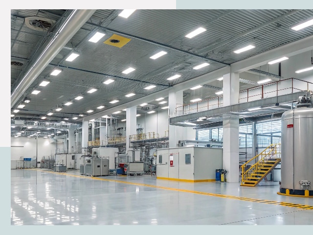 Освещение ангаров в Людинове от 611 руб. - Эффективные решения