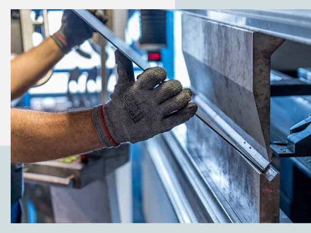 Гибка металла в Людинове